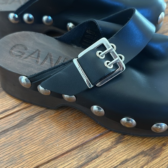 *TRENDING* Ganni Clogs - Picture 7 of 8